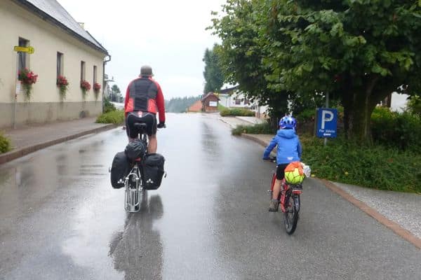 samen fietsen met kinderen deKleieneSpaak