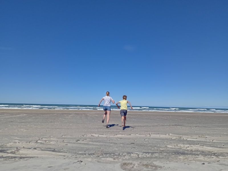 Hirtshals rennen over strand de Kleine Spaak