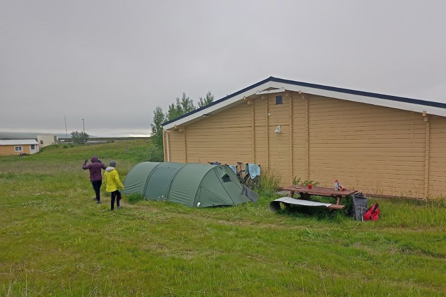 22 juli IJsland 2022 godafoss gesloten camping DeKleineSpaak