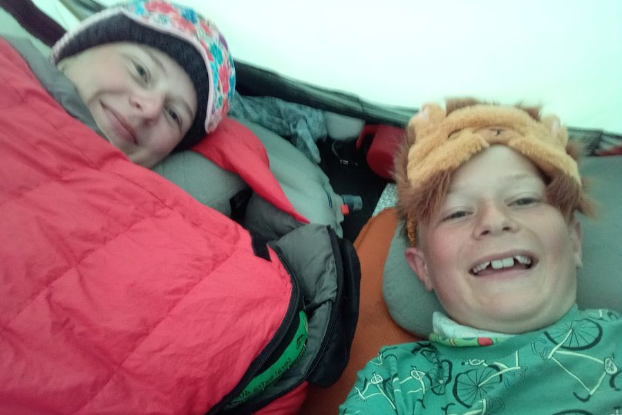 24 juli IJsland 2022 moe in de tent DeKleineSpaak 24 juli IJsland 2022 moe in de tent DeKleineSpaak