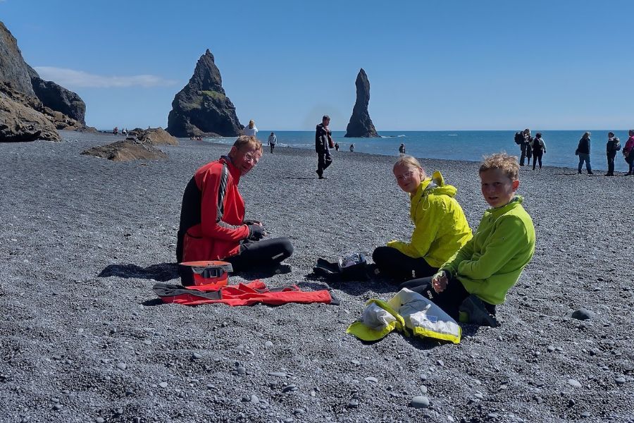 1 augustus IJsland 2022 Black beach deKleineSpaak