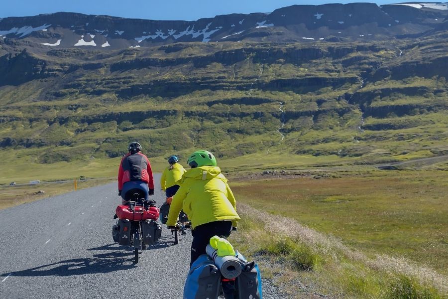 9 augustus IJsland 2022 weg 93 Sydisfjordure deKleineSpaak